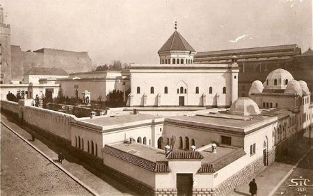 mosquée de Paris angle des rues