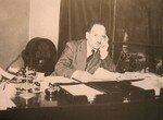 Charles_Andr__Julien_bureau_1938