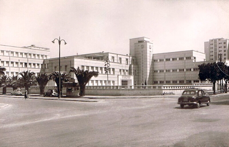 collège moderne de jeunes filles à Ora