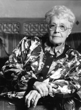 Annie Rey-Goldzeiguer, portrait