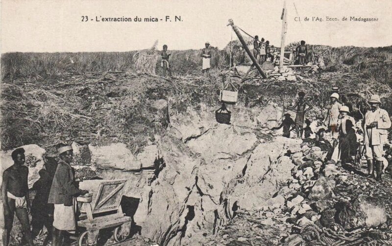 extraction mica