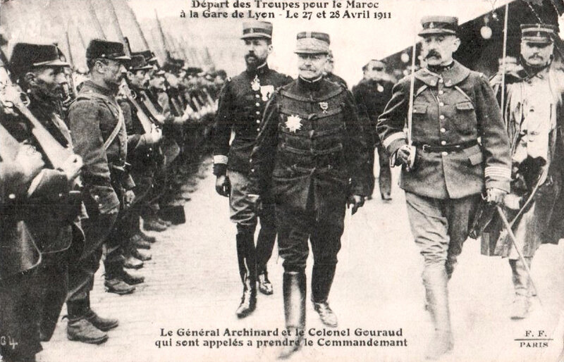 Général_Archinard_et_colonel_Gouraud,_1911