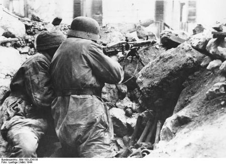 weapon_mg42_5